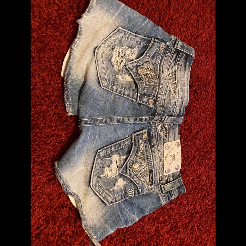 Miss me shorts size 28